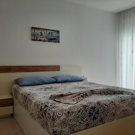 Kela Apartment 3 Sarande Exterior photo